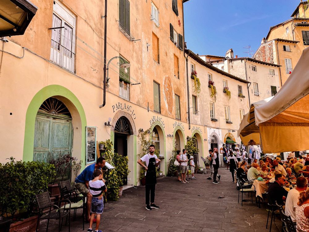 Piazza dell'Anfiteatro