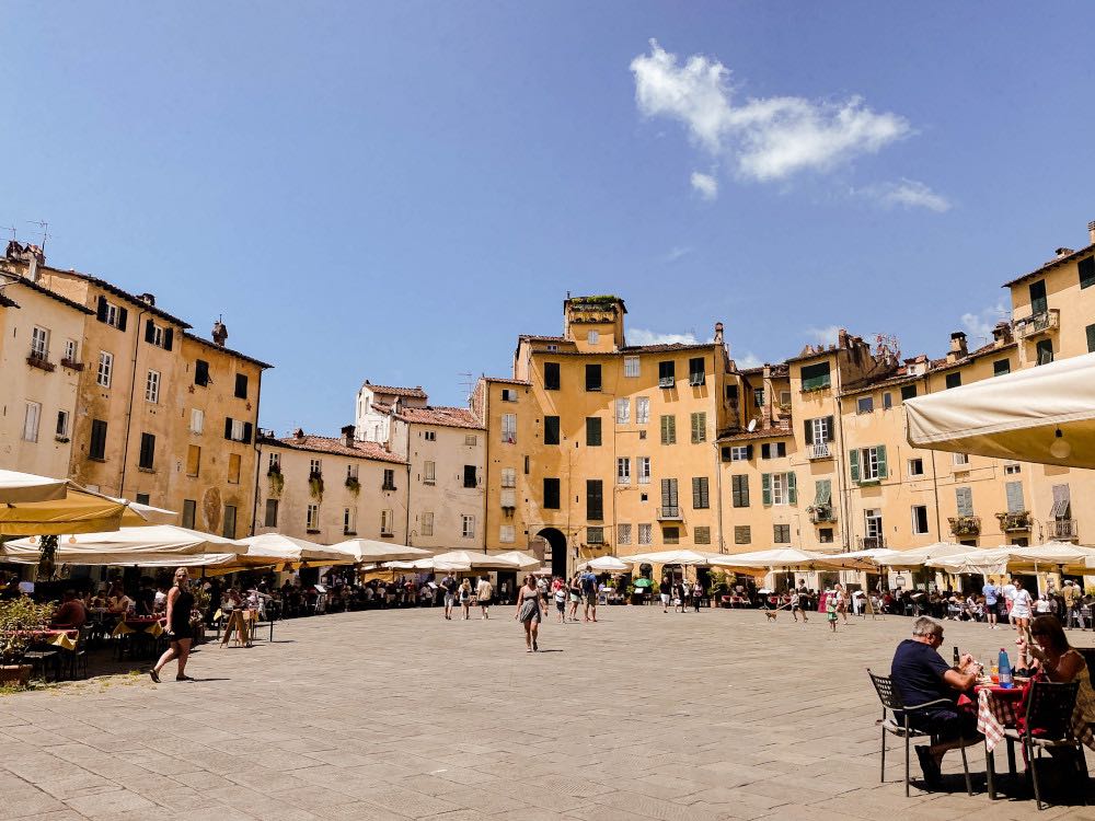 Piazza dell'Anfiteatro